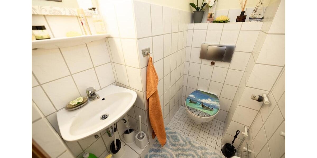 Etagenwohnung Villingen-Schwenningen Schwenningen - 5 Zimmer, 138 m&sup2;, 1.449&euro; | Angebot:26366170