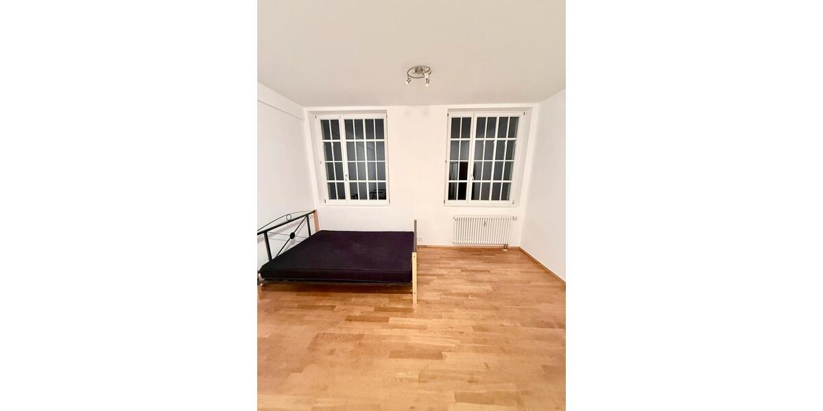 Etagenwohnung Trossingen - 1 Zimmer, 30 m&sup2;, 310&euro; | Angebot:25270851