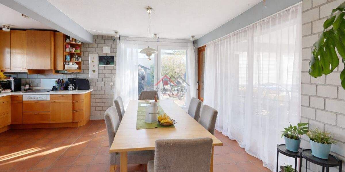 Einfamilienhaus Tuttlingen Möhringen - 8 Zimmer, 239 m&sup2;, 625.000&euro; | Angebot:25878548