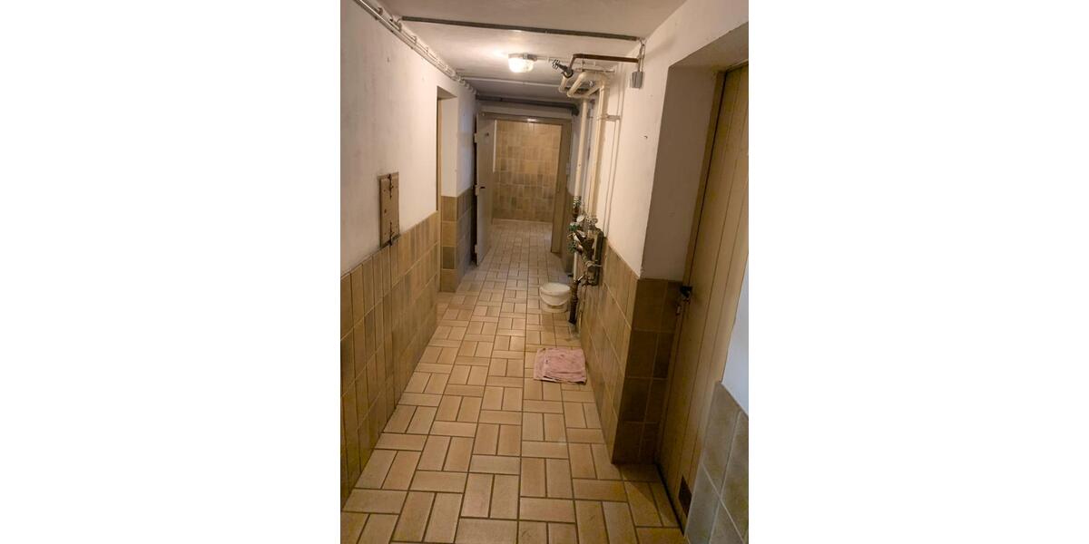 Mehrfamilienhaus, Wohnhaus Zimmern ob Rottweil - 12 Zimmer, 162 m&sup2;, 420.000&euro; | Angebot:26704683