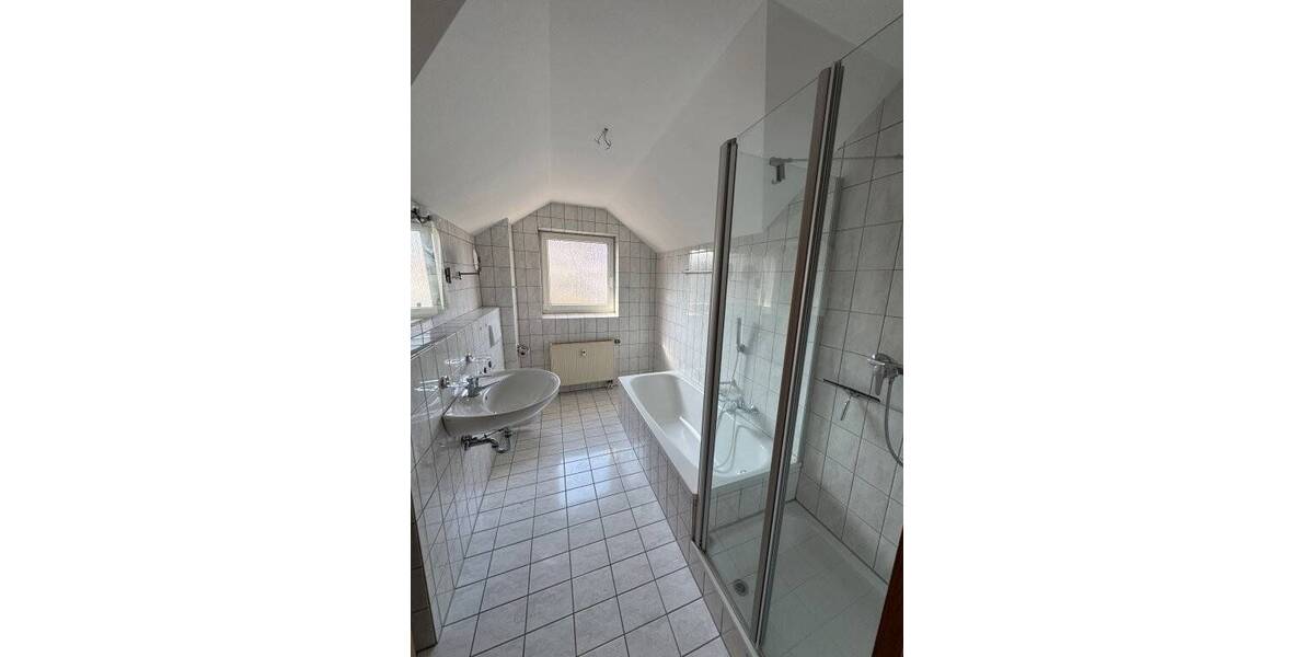 Etagenwohnung VS-Pfaffenweiler Pfaffenweiler - 3 Zimmer, 98 m&sup2;, 219.700&euro; | Angebot:26094026