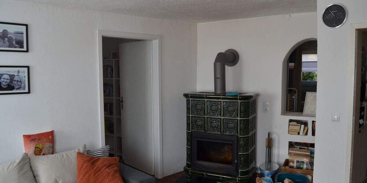 Mehrfamilienhaus, Wohnhaus Tuttlingen - 9 Zimmer, 210 m&sup2;, 315.000&euro; | Angebot:25730580