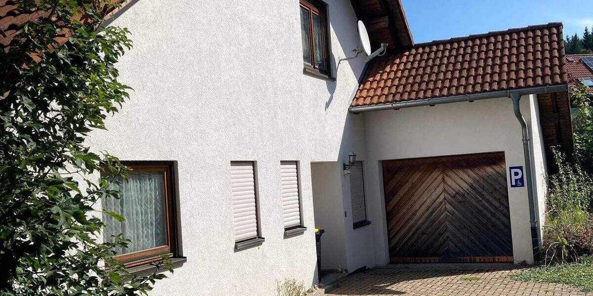 Einfamilienhaus Sankt Georgen im Schwarzwald Stadtgebiet - 3 Zimmer, 112 m&sup2;, 379.000&euro; | Angebot:25728686