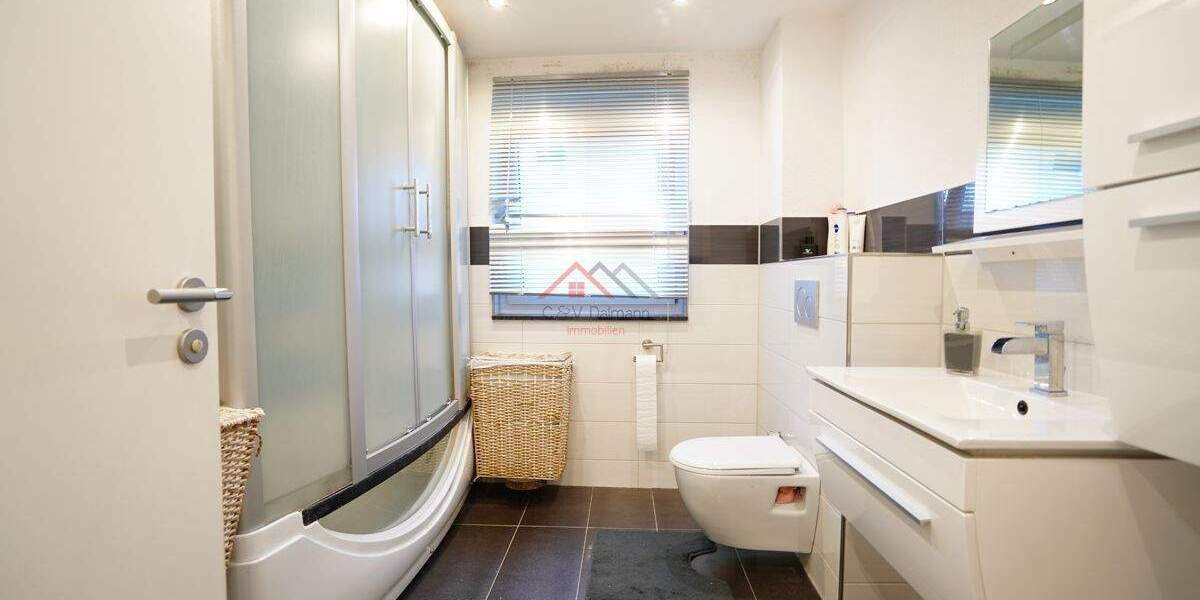 Einfamilienhaus Tuttlingen / Nendingen Nendingen - 7 Zimmer, 202 m&sup2;, 349.000&euro; | Angebot:25674007