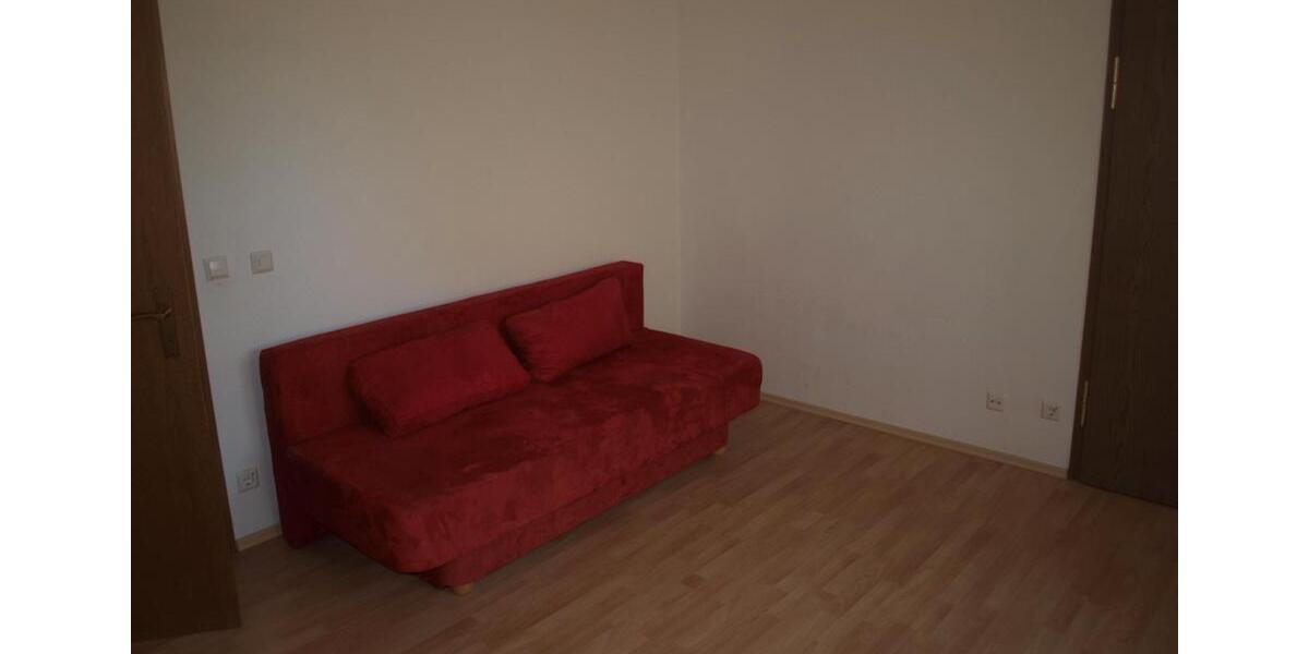 Erdgeschoßwohnung Tuttlingen - 1 Zimmer, 90 m&sup2;, 750&euro; | Angebot:26662149