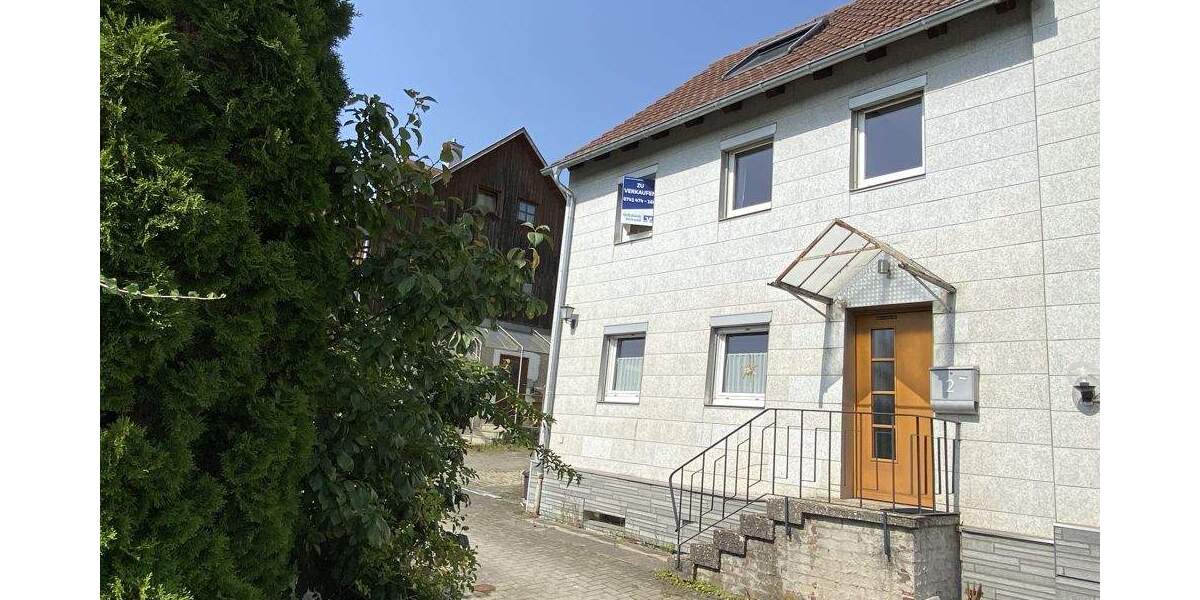 Doppelhaushälfte Rottweil - 5 Zimmer, 128 m&sup2;, 225.000&euro; | Angebot:25691279