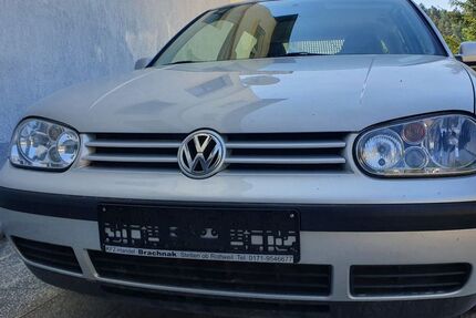 VW Golf 45.360 km 3.999 &euro; Zimmern-Stetten 78658