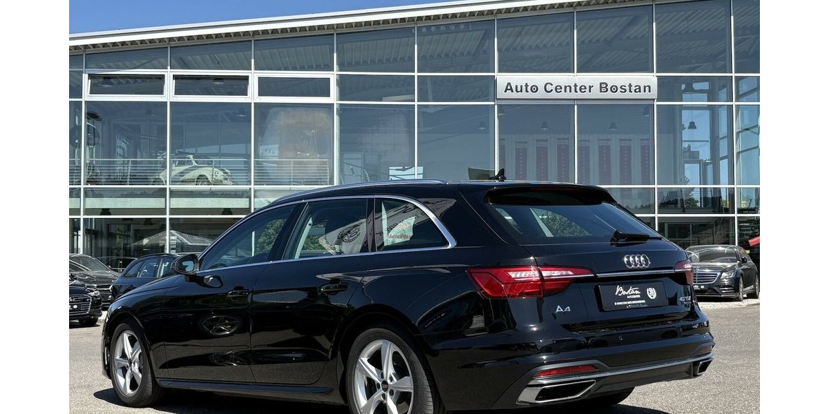 Audi A4 40 TDI quattro advanced ACC/DAB/NAVI/AHK/LED 71.953 km 24.900 &euro; Villingen-Schwenningen 78054