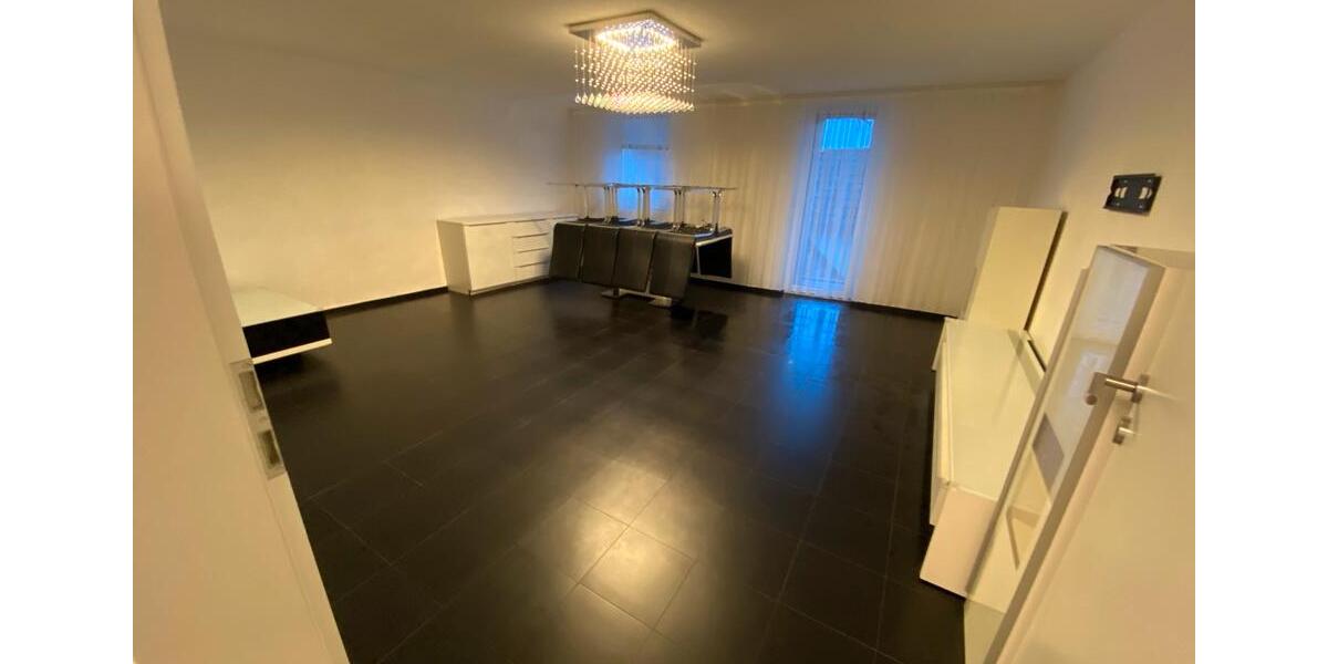 Etagenwohnung Tuttlingen - 4.5 Zimmer, 100 m&sup2;, 269.000&euro; | Angebot:23633622