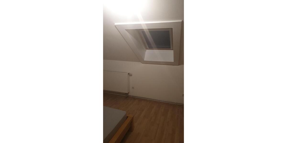 Dachgeschoßwohnung Donaueschingen - 4 Zimmer, 69 m&sup2;, 150.000&euro; | Angebot:25589393