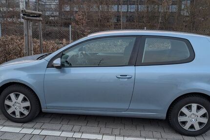 VW Golf 207.000 km 2.850 &euro; Villingen-Schwenningen 78056