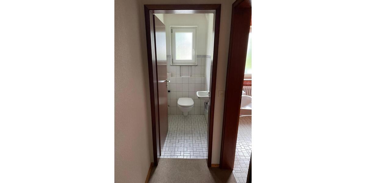 Einfamilienhaus Rottweil - 10 Zimmer, 190 m&sup2;, 340.000&euro; | Angebot:25633066