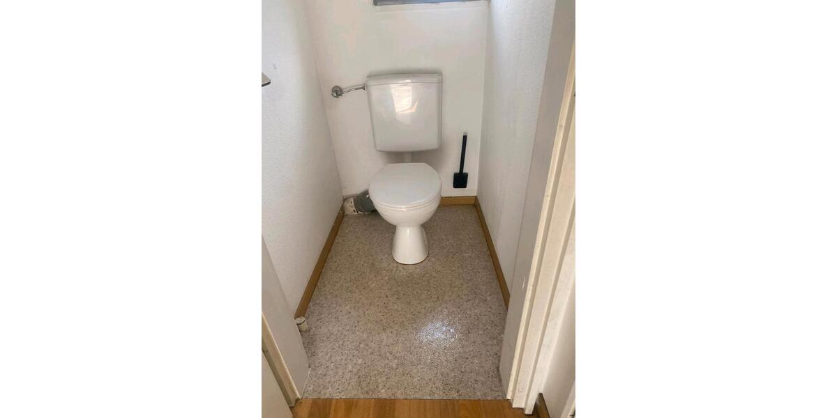 Dachgeschoßwohnung Villingen-Schwenningen Schwenningen - 2.5 Zimmer, 50 m&sup2;, 101.000&euro; | Angebot:25265665