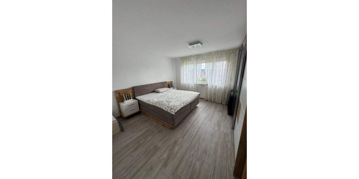 Etagenwohnung Villingen-Schwenningen Schwenningen - 4 Zimmer, 83 m&sup2;, 217.600&euro; | Angebot:25703719