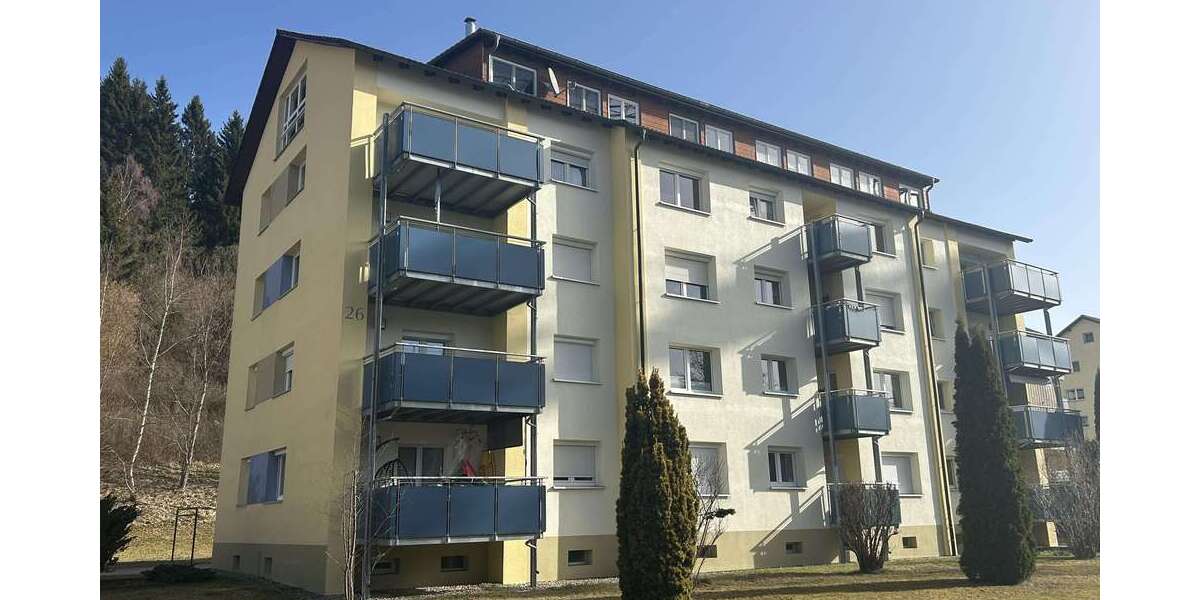 Etagenwohnung Titisee-Neustadt Neustadt - 3 Zimmer, 93 m&sup2;, 265.000&euro; | Angebot:25495995