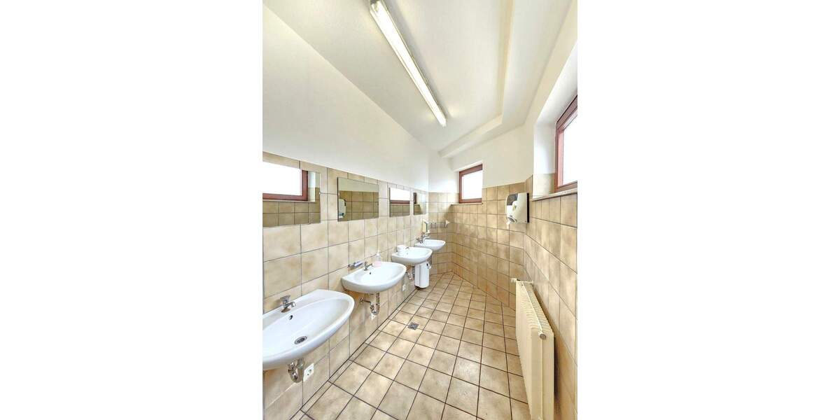 Gewerbeobjekt Wehingen - 2.100.000&euro; | Angebot:25685788