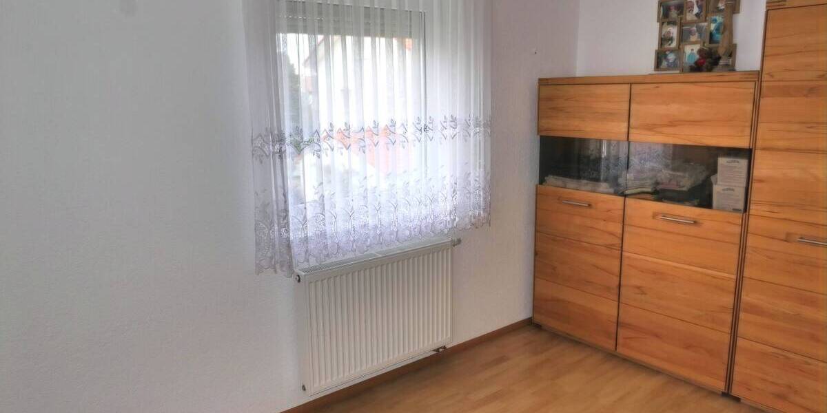 Mehrfamilienhaus, Wohnhaus Trossingen - 8 Zimmer, 144 m&sup2;, 449.000&euro; | Angebot:25732038