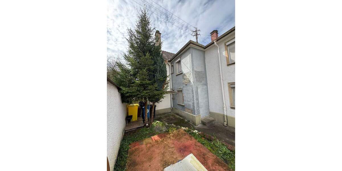 Mehrfamilienhaus, Wohnhaus Villingen-Schwenningen Schwenningen - 5 Zimmer, 110 m&sup2;, 149.500&euro; | Angebot:25777414