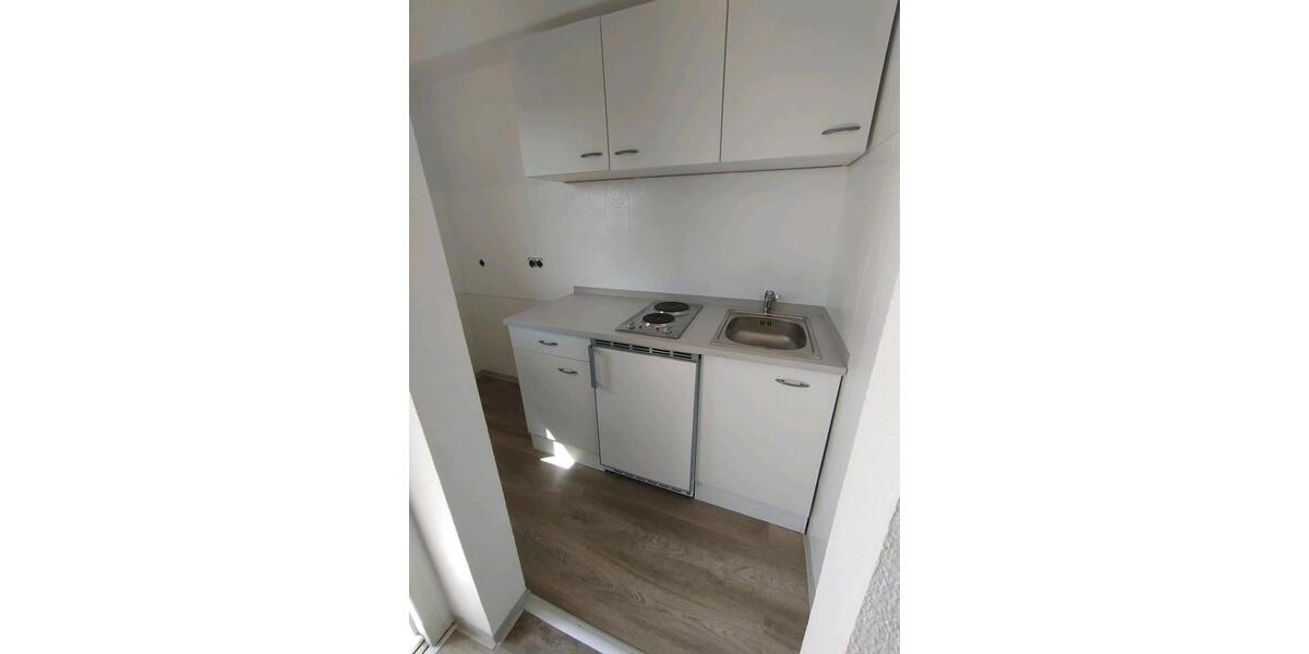 Dachgeschoßwohnung Tuttlingen - 1 Zimmer, 29 m&sup2;, 595&euro; | Angebot:25452053