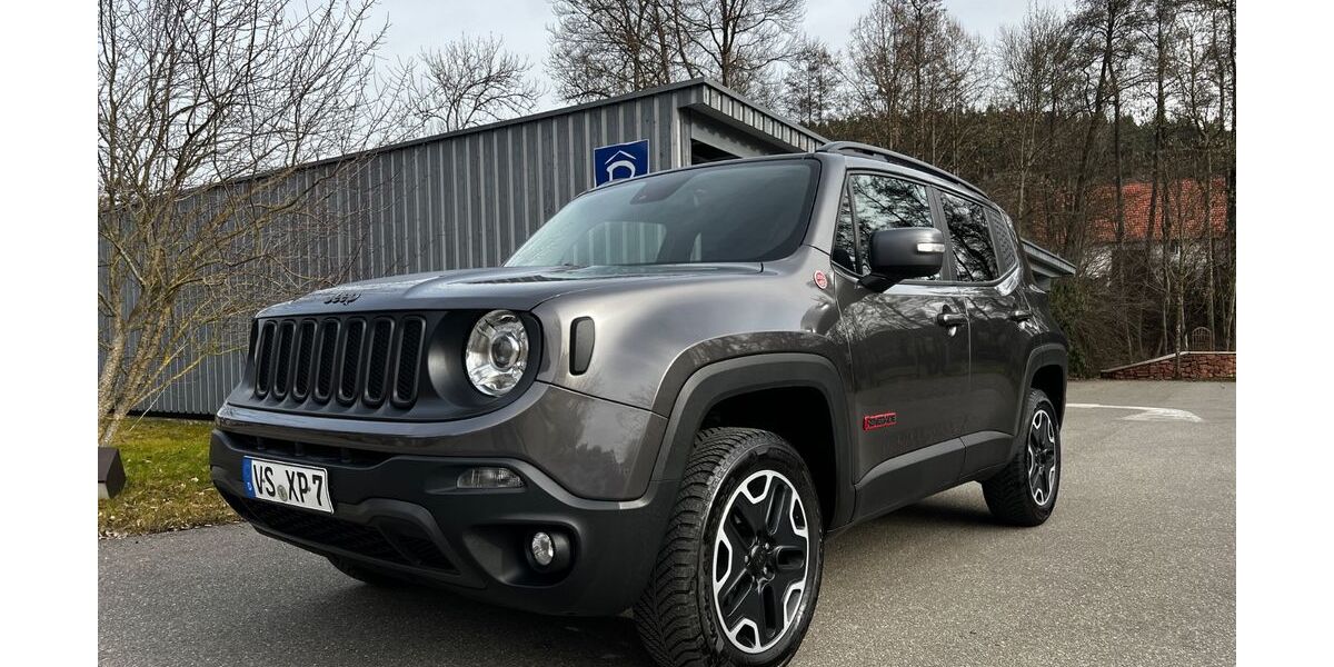 Jeep Renegade 95.900 km 14.890 &euro; Villingen-Schwenningen 78054