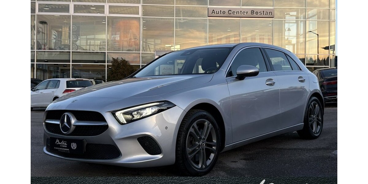 Mercedes-Benz A 250 BUSSINES/NAVIGATION/HIGHPERFORMACE-LED/PDC 123.953 km 19.900 &euro; Villingen-Schwenningen 78054