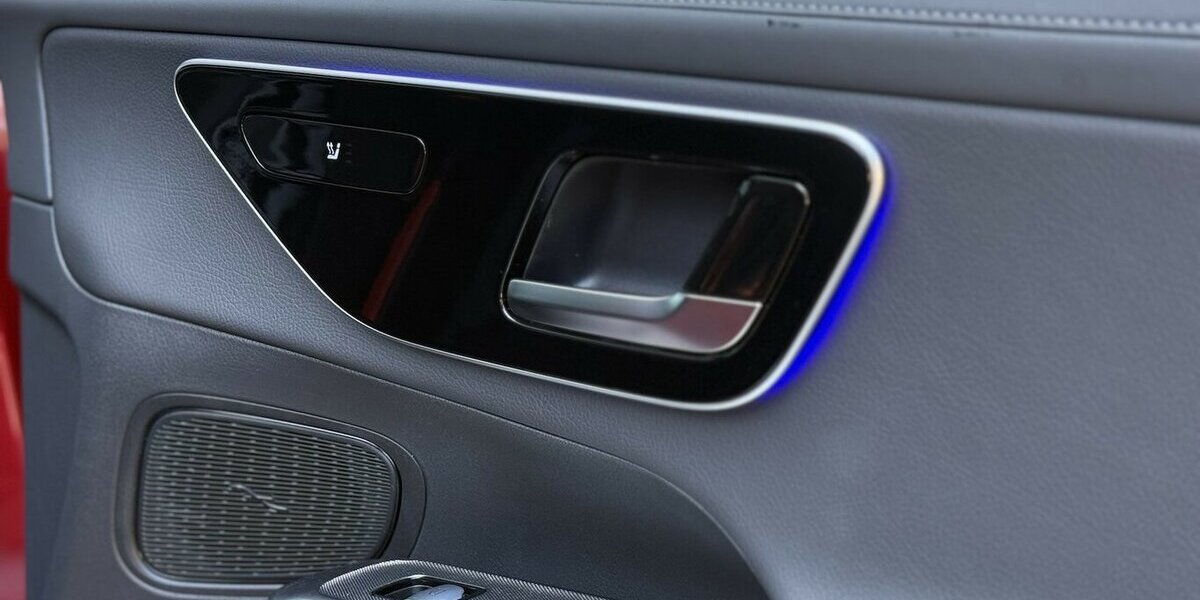 Mercedes-Benz GLC 300 d AMG/PANORAMA/4-MATIC/NAVI/MBUX/1.HAND 39.620 km 52.900 &euro; Villingen-Schwenningen 78054