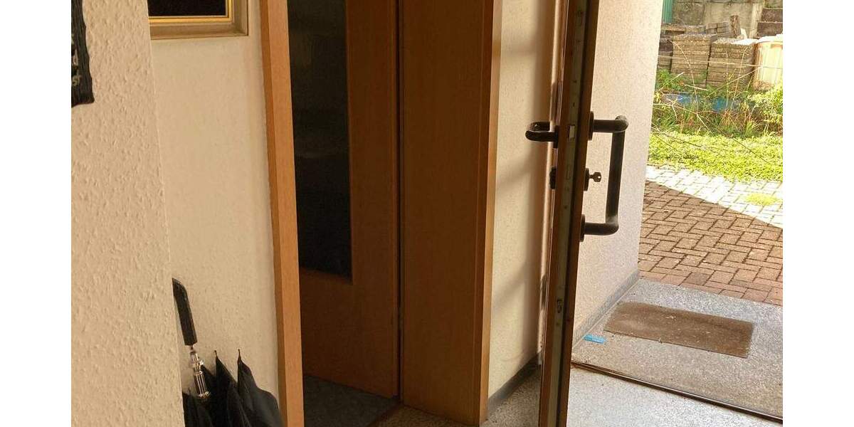 Einfamilienhaus Sankt Georgen im Schwarzwald Stadtgebiet - 3 Zimmer, 112 m&sup2;, 379.000&euro; | Angebot:25728686