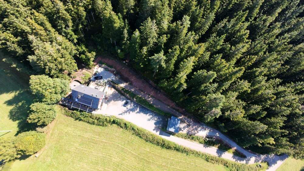 Einfamilienhaus Schenkenzell - 7 Zimmer, 260 m&sup2;, 1.300.000&euro; | Angebot:25682659