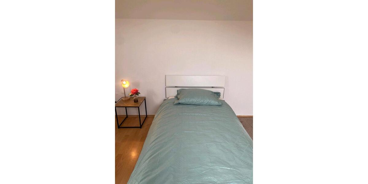 Dachgeschoßwohnung Villingen-Schwenningen Schwenningen - 2.5 Zimmer, 50 m&sup2;, 101.000&euro; | Angebot:25265665