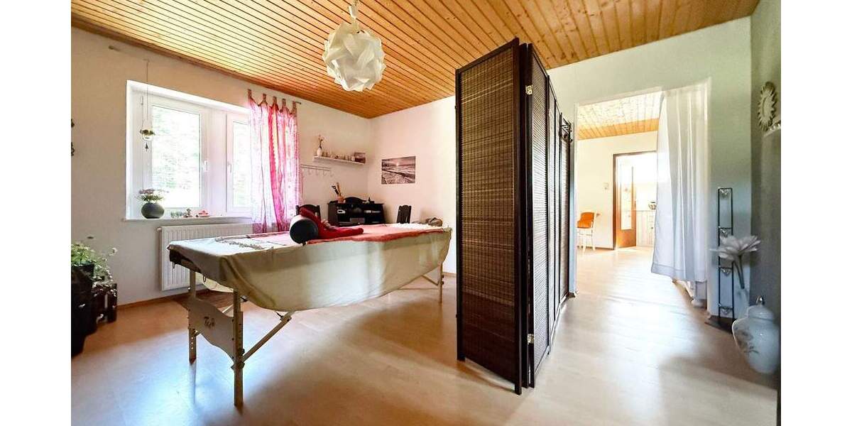 Einfamilienhaus Immendingen Hattingen - 7 Zimmer, 181 m&sup2;, 259.000&euro; | Angebot:25726332