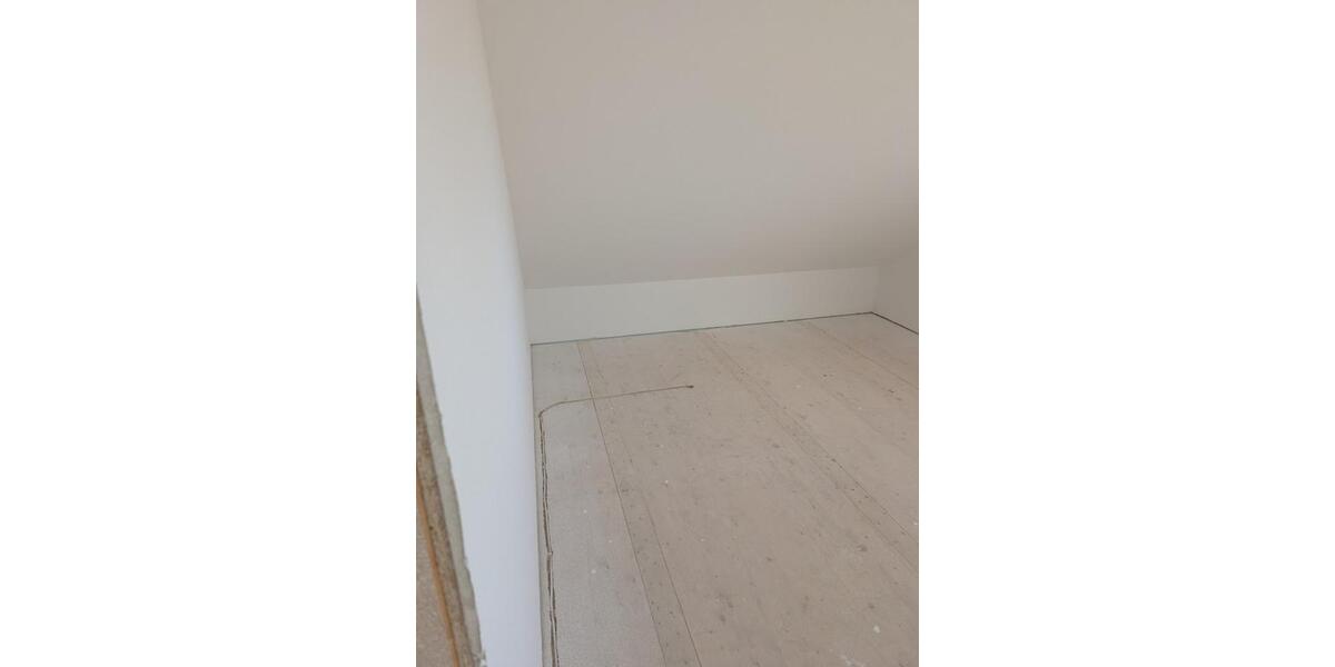 Einfamilienhaus Oberndorf am Neckar - 4 Zimmer, 109 m&sup2;, 1.800&euro; | Angebot:25281439