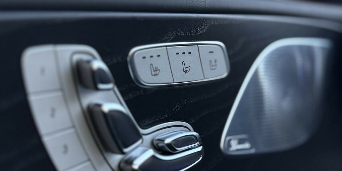 Mercedes-Benz CLS 450 4Matic Edition 1 360°/HUD/MEMORY/MASSAGE 71.300 km 45.900 &euro; Villingen-Schwenningen 78054