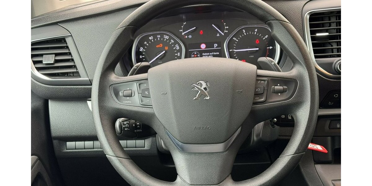 Peugeot Traveller BUSINESS L2 2.0 HDI/NAVI/8-SITZ/1.HAND 81.738 km 29.800 &euro; Villingen-Schwenningen 78054