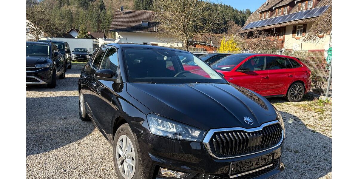Skoda Fabia 23.000 km 18.900 &euro; Gutach 77793
