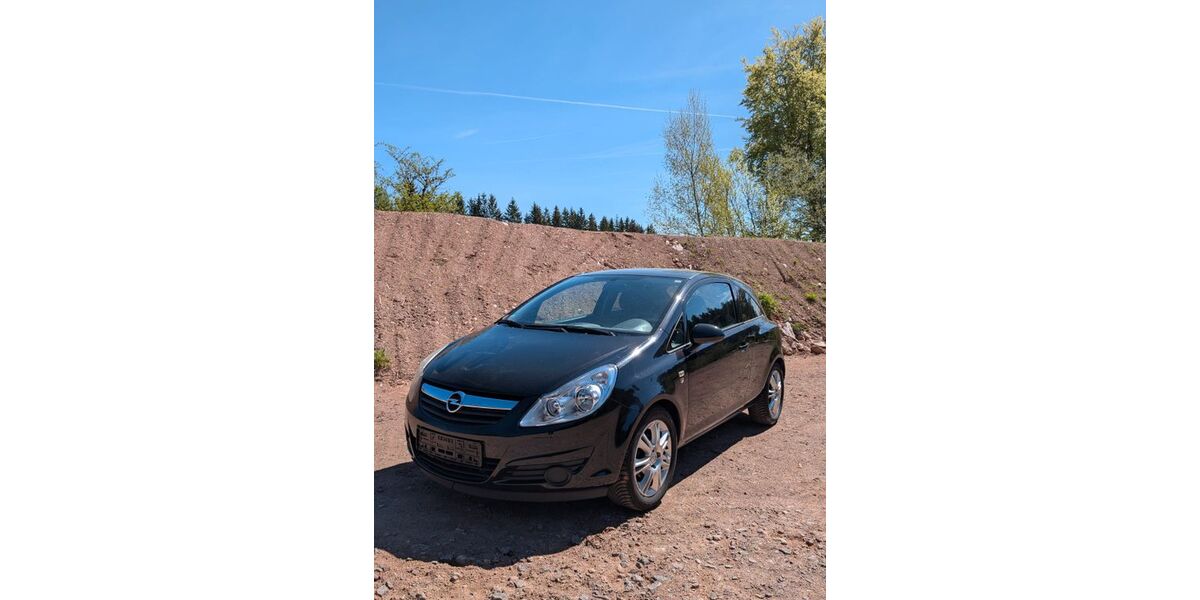Opel Corsa 156.101 km 3.499 &euro; Titisee-Neustadt 79822