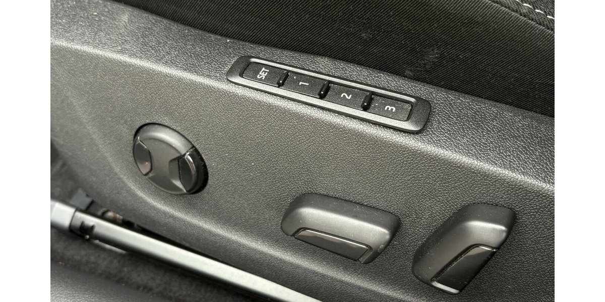 Skoda Octavia 2.0 TDI Combi Style MEMORY/NAVI/CARPLAY 84.033 km 21.800 &euro; Villingen-Schwenningen 78054