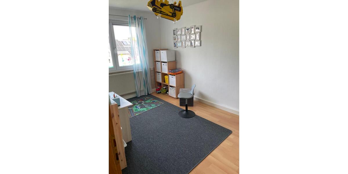 Mehrfamilienhaus, Wohnhaus Zimmern ob Rottweil - 12 Zimmer, 180 m&sup2;, 455.000&euro; | Angebot:25147845