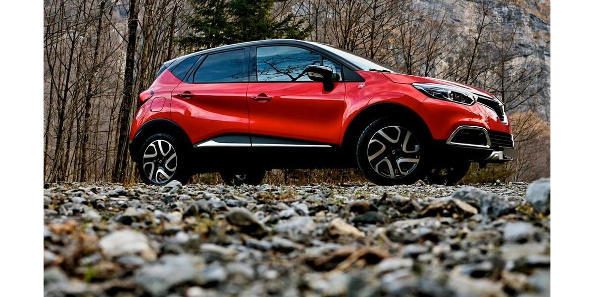 Renault Captur 79.000 km 8.999 &euro; Villingen-Schweninngen 78048