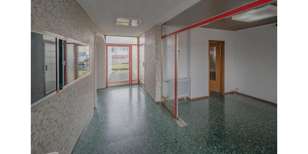 Gewerbeobjekt Villingen-Schwenningen Schwenningen - 585&euro; | Angebot:23642249