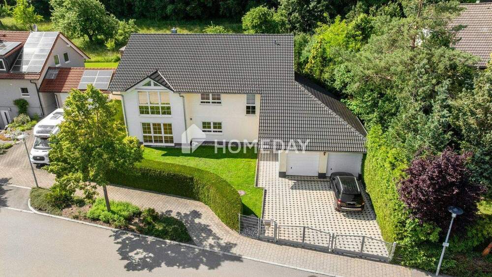 Mehrfamilienhaus, Wohnhaus Deißlingen Lauffen - 8 Zimmer, 230 m&sup2;, 760.000&euro; | Angebot:25677578