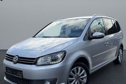 VW Touran 177.578 km 9.799 &euro; Oberndorf am Neckar 78727