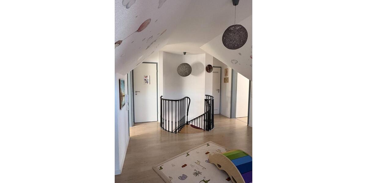 Maisonettenwohnung Villingen-Schwenningen Schwenningen - 4.5 Zimmer, 118 m&sup2;, 265.000&euro; | Angebot:25239346