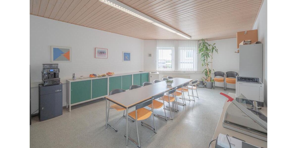 Gewerbeobjekt Villingen-Schwenningen Schwenningen - 3.934&euro; | Angebot:22404841