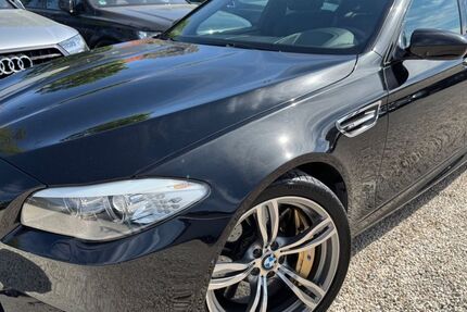 BMW M5 142.810 km 29.999 &euro; Tuttlingen 78532