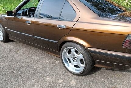 BMW 323 240.730 km 11.000 &euro; Bonndorf im Schwarzwald 79848