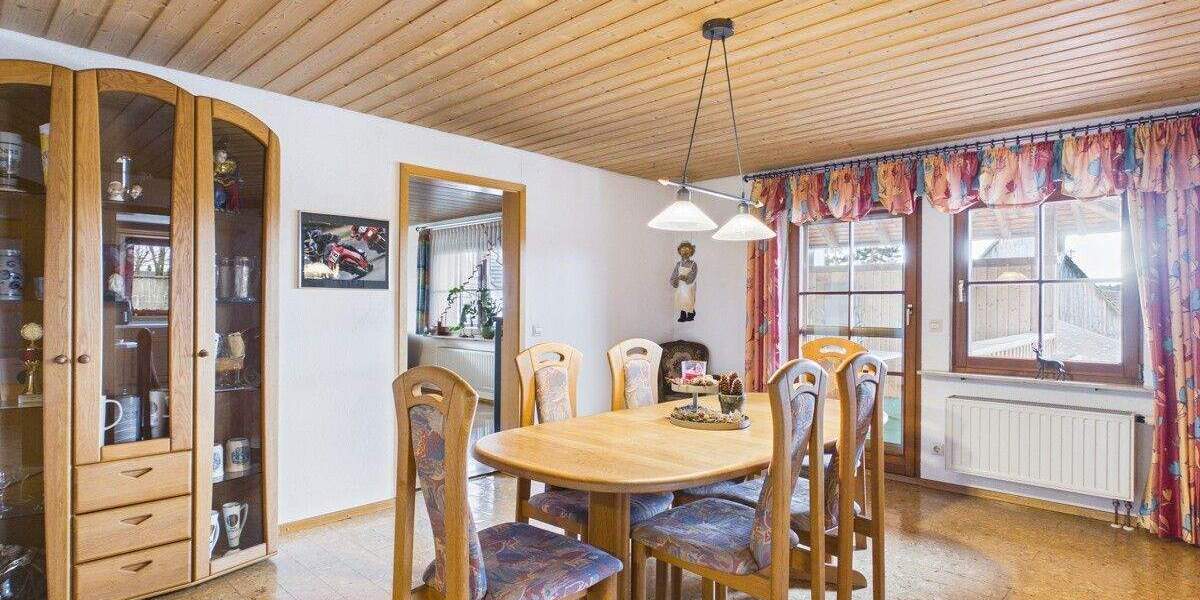 Mehrfamilienhaus, Wohnhaus Dietingen / Böhringen Böhringen - 7 Zimmer, 250 m&sup2;, 999.000&euro; | Angebot:25683378