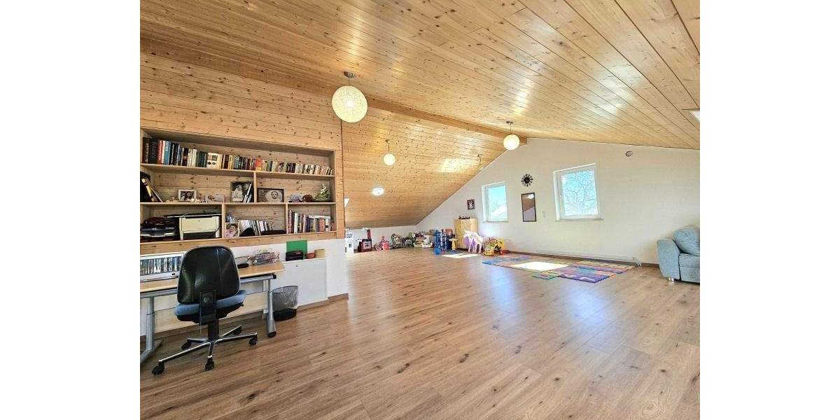 Mehrfamilienhaus, Wohnhaus Oberndorf a.N. Hochmössingen - 9 Zimmer, 283 m&sup2;, 699.000&euro; | Angebot:25778038