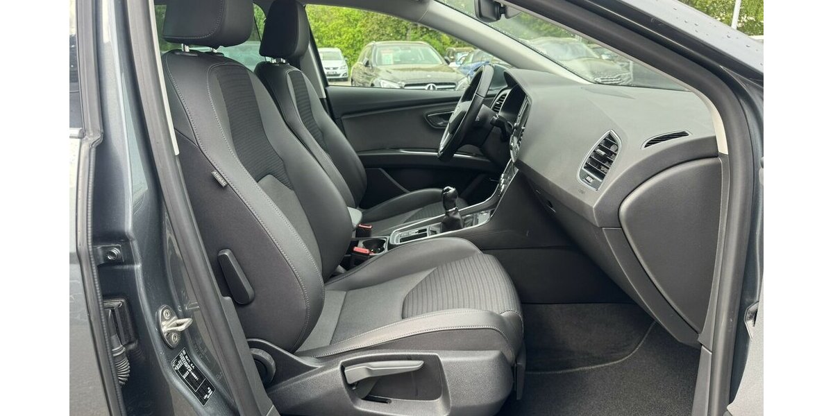Seat Leon ST XCELLENCE 1.4 TSI/LED/KAMERA/NAVI/SHZ 59.102 km 15.800 &euro; Villingen-Schwenningen 78054