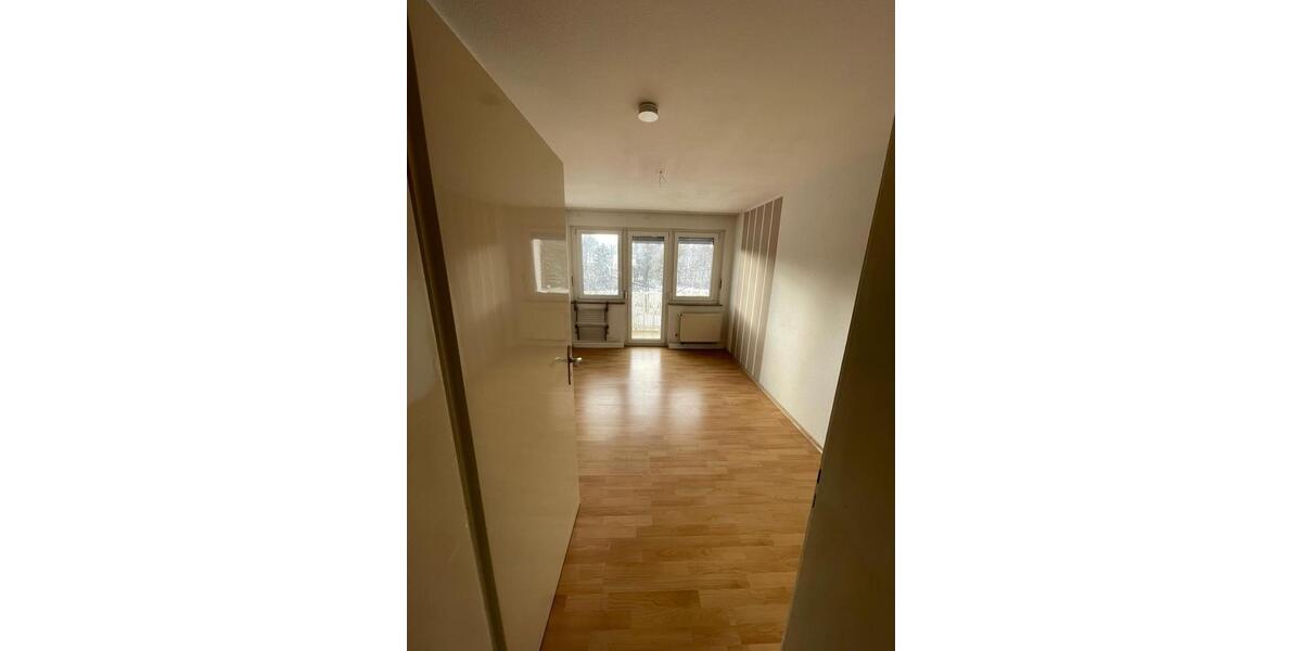 Etagenwohnung Rottweil - 3 Zimmer, 77 m&sup2;, 560&euro; | Angebot:23057405