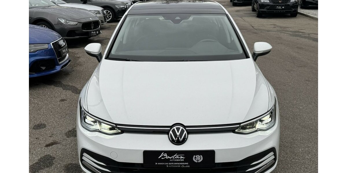 VW Golf 1 ST EDITION VIII LIM. STYLE/MASSAGE/MEMORY 128.913 km 16.800 &euro; Villingen-Schwenningen 78054